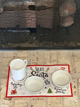 Load image into Gallery viewer, SANTA&#39;S TREAT MAT with dishes
